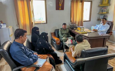 بحث أوجه التعاون بين مكتب الشؤون الاجتماعية وإدارة شؤون الأحياء المجتمعية بإدارة الأمن في القضايا المجتمعية