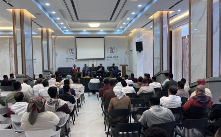 مكتب وزارة السياحة بساحل حضرموت يعقد اجتماع مع مديري الفنادق لمناقشة آلية تطوير العمل