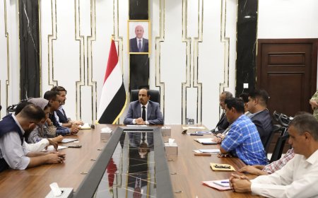 المحافظ بن ماضي يبحث مع المدير القُطري لبرنامج الغذاء العالمي في اليمن آلية سير تدخلاته الإنسانية