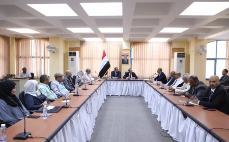 المجلس الطبي الأعلى يمنح لجنة حضرموت صلاحية إصدار تراخيص مزاولة المهنة للقطاع الصحي بالمحافظات الشرقية