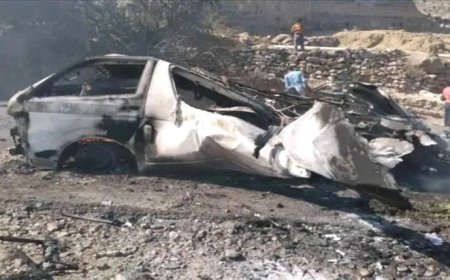 حريق يلتهم باص كان في طريقه إلى تعز