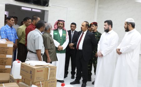 بكلفة 330 ألف دولار.. محافظ حضرموت يدشن مشروع تأهيل مركز الكلية الصناعية بالمكلا
