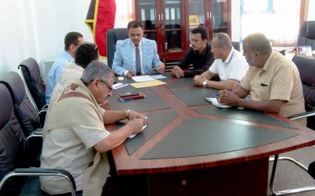 الأمين العام لمحلي حضرموت يتابع تدخلات وكالة تنمية المشاريع في دعم القطاع السمكي