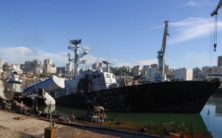 إسرائيل تُعلن تدميرها الأسطول البحري السوري بالكامل