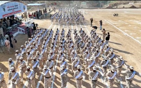 محافظ حضرموت يشهد حفل تخرج دورة الاستجداد الـ 12 بلواء النخبة الحضرمي بالمنطقة العسكرية الثانية