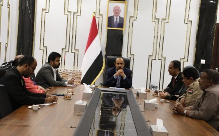 محافظ حضرموت يلتقي الفريق السياسي بالمجلس الانتقالي الجنوبي 