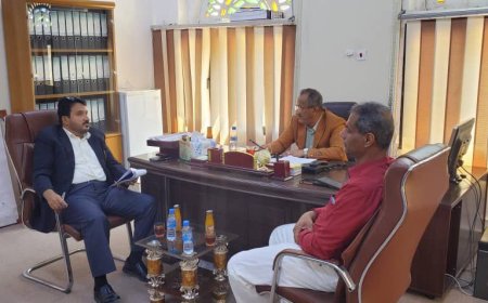 وكيل حضرموت للشؤون الفنية في زيارة تفقدية للمؤسسة العامة للاتصالات بفرع حضرموت