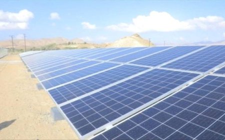 برعاية من الرئيس هادي.. افتتاح مشروع للطاقة الشمسية يخدم عدة قرى في محافظة أبين