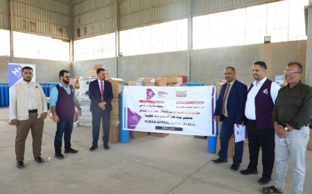 العمقي يدشن استلام مستلزمات طبية لدعم مستشفيات الساحل