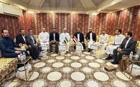 وزير الأوقاف يستقبل وفدًا من الإدارة السورية الجديدة بمكة المكرمة ويتلقى دعوة لزيادة دمشق