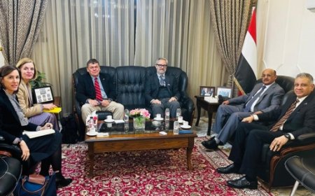 الاتحاد الأوروبي يؤكد استمراره في دعم البنك المركزي اليمني للحفاظ على استقرار العملة