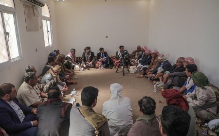 البحسني يزور حلف قبائل حضرموت ويستعرض قرارات مجلس القيادة لتطبيع الأوضاع في المحافظة