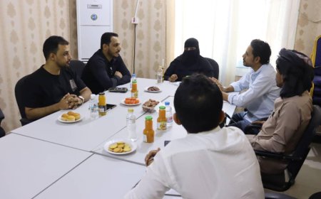 صندوق دعم الشباب بحضرموت يستقبل وفد رسمية من شبوة لنقل التجربة 