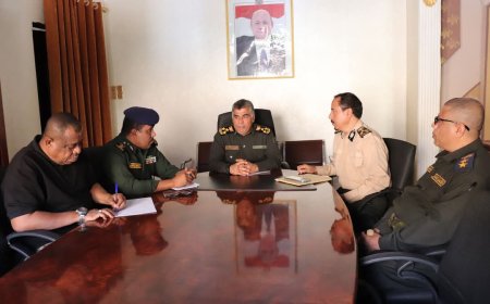 العميد المنهالي يطّلع على نشاط فرع مصلحة الأحوال المدنية ويوجّه بالعمل في مراكز جديدة بالمديريات