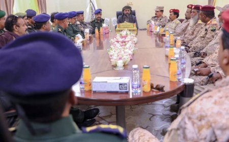 بن حبريش يجتمع بالقادة العسكريين والأمنيين