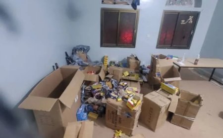 شرطة مديرية تريم تنفذ حملة لضبط محلات بيع الألعاب النارية ومصادرتها