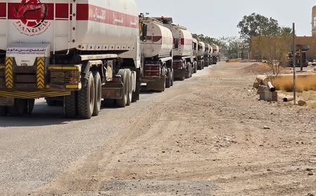 مصادر تؤكد: 14 قاطرة محملة بـ 750 ألف لتر من المازوت لتحسين الكهرباء في ساحل حضرموت