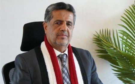 طرد شوقي القاضي من قروبات واتساب يشعل بركان نوابي