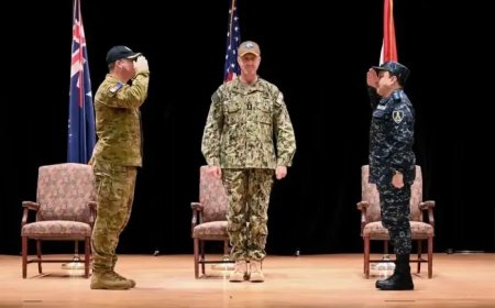 القوات البحرية المصرية تتولى قيادة مهام تأمين البحر الأحمر وباب المندب وخليج عدن