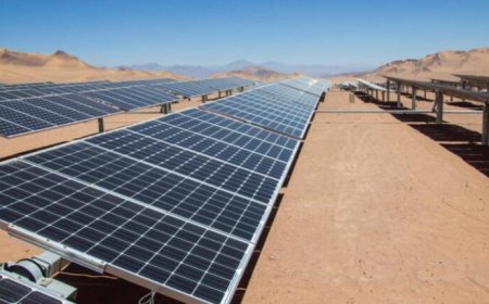 بنسبة إنجاز 85% .. مشروع الطاقة الشمسية في عتق يدخل مراحله الأخيرة بدعم إماراتي