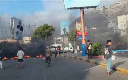 الكثيري يتوعّد بكشف المتسببين في أزمة عدن.. وصحفي جنوبي: أنتم شركاء في الكارثة