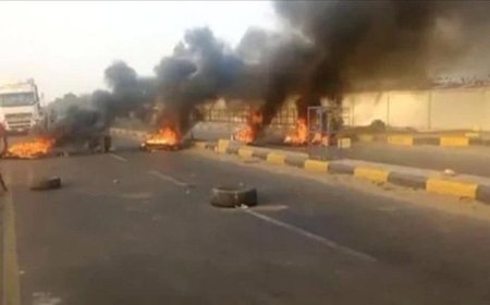 احتجاجات غاضبة في لحج تندد بانهيار العملة وتردي المعيشة