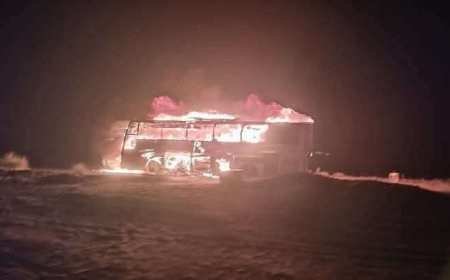 احتراق باص نقل جماعي بخط العبر ونجاة جميع الركاب