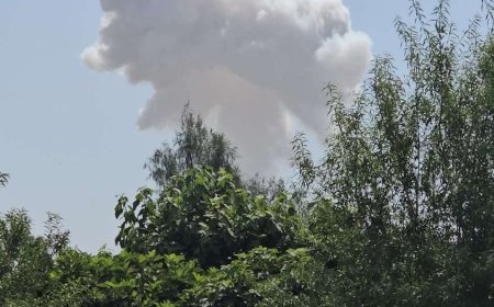 صورة أولية لانفجارات عنيفة تهز صنعاء