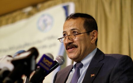 عودة مفاجئة لـ هشام شرف إلى صنعاء .. ما السر وراءها؟