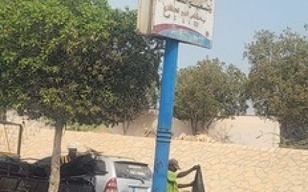 التواصل الاجتماعي يتفاعل مع صور تعكس معاناة عمال النظافة في أعقاب الاضطرابات خلال الأيام الماضية