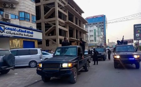 حملة أمنية واسعة تغلق 30 شركة صرافة مخالفة في عدن