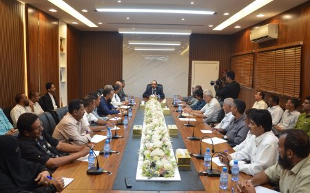 محافظ حضرموت يوجّه بدعم البنية التحتية للتعليم قبل بدء العام الجديد