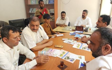 العوبثاني وباعوم يناقشان مع موردي الخضار والفواكه آليات خفض الأسعار