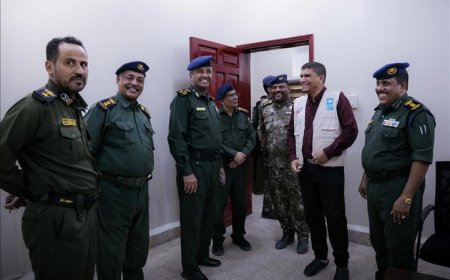 مسارات السلام تجهز وتؤثث مكاتب بإدارة أمن ساحل حضرموت ضمن مشروع (ترابط)