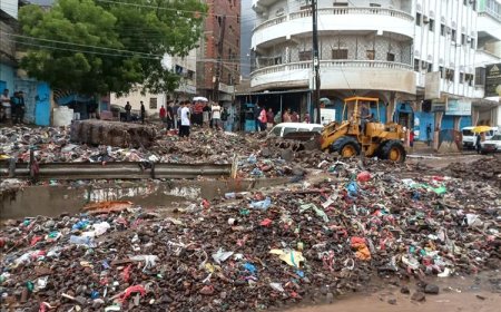 مناشدات عاجلة للسلطات بعد كارثة السيول في مديرية المعلا