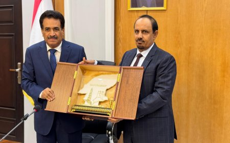 السلطة المحلية والمكتب التنفيذي يكرّمان السفير بلفقيه بمناسبة تعيينه سفيراً لدى إندونيسيا