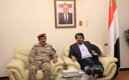 محافظ حضرموت ووزير الدفاع يبحثان في سيئون تعزيز الأمن ومواجهة تداعيات الطقس