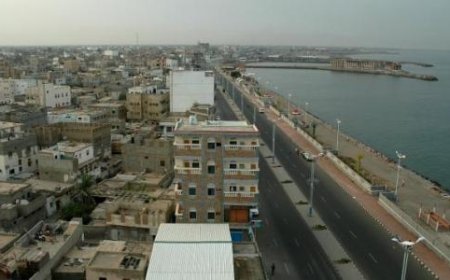 فضيحة فساد حوثية كبرى تحت شعار إنارة مدينة الحديدة