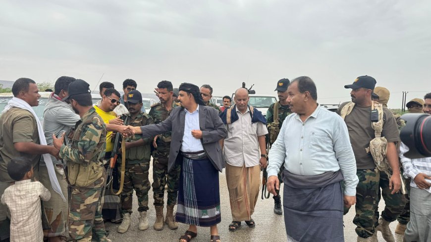 المحافظ بن ماضي يطلع على حجم أضرار السيول في دوعن ووادي العين والقطن ويحث على التنسيق بين الجهات