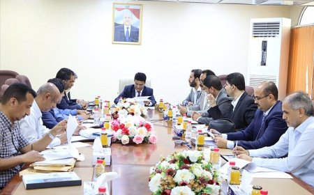 خلال اجتماع بعدن.. مجلس إدارة النفط والغاز يقر استكمال إعداد الموازنة خلال أسبوعين