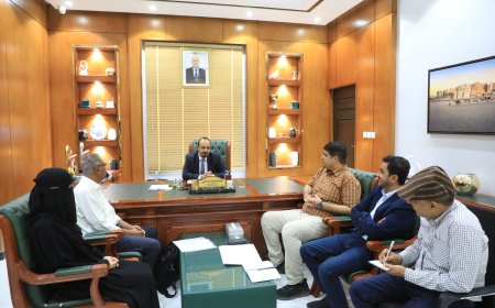 محافظ حضرموت يستعرض مع مؤسسة دوعن مشاريع ترميم متحف المكلا وقصر عشّة بتريم