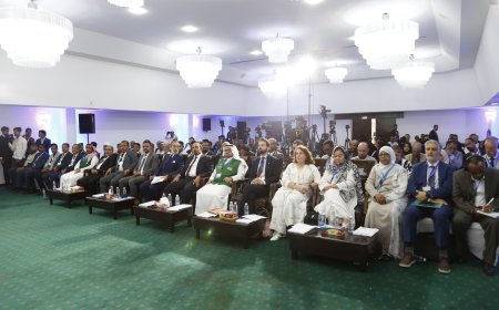 برعاية رئيس الوزراء.. حضرموت تُطلق خطة التنمية 2025-2029 وتعلن نفسها قاطرة الاقتصاد الوطني