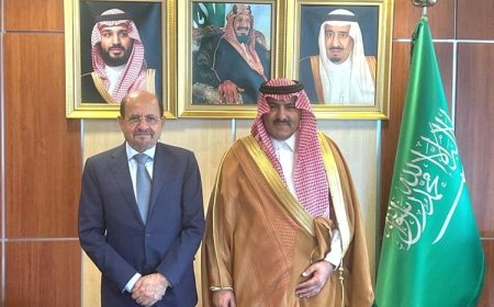لقاء في الرياض يجمع وزير الخارجية اليمني بالسفير السعودي لمناقشة مستجدات الأوضاع