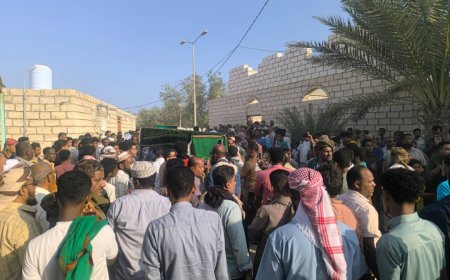 الشحر تودّع ضحايا الحادث الأليم إلى مثواهم بمقبرة بن جوبان