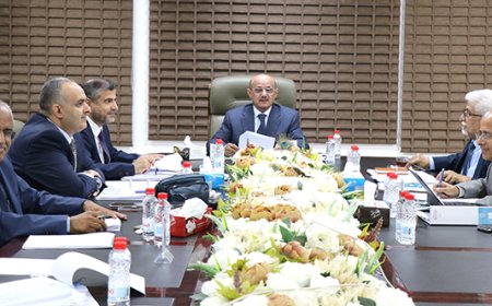 البنك المركزي بعدن يلمّح إلى تغييرات قادمة في سعر الصرف بفضل الدعم السعودي.. تفاصيل