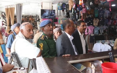 شبوة.. ضبط مواد منتهية الصلاحية وتلاعب بالأسعار خلال حملة تفتيشية في نصاب