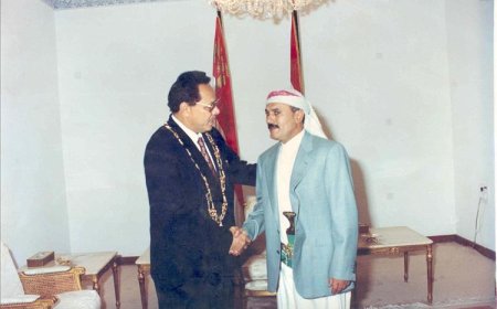 سبع ساعات من المصارحة في قصر الوصول بصنعاء: علي ناصر يكشف كواليس لقائه مع الرئيس صالح وعلي محسن