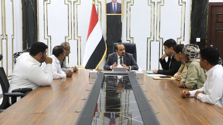 بتمويل محلي.. محافظ حضرموت يعتمد مشروع شق وسفلتة طريق الضليعة – عتود