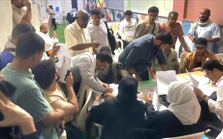 بدء عمل طاقم السفارة الهندية في عدن لإصدار تأشيرات السفر لليمنيين