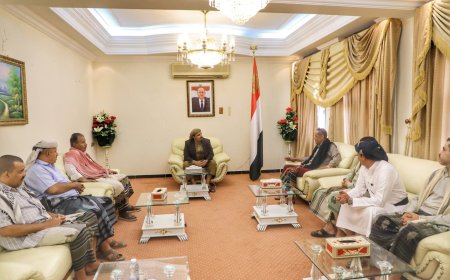 محافظ حضرموت يصل سيئون ويترأس اجتماعاً لبحث الأوضاع الأمنية والخدمية